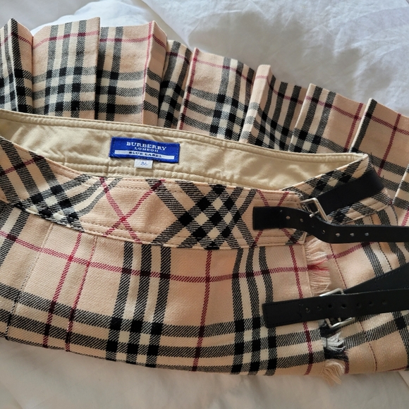 Burberry nova check London blue label skirt - Picture 4 of 4